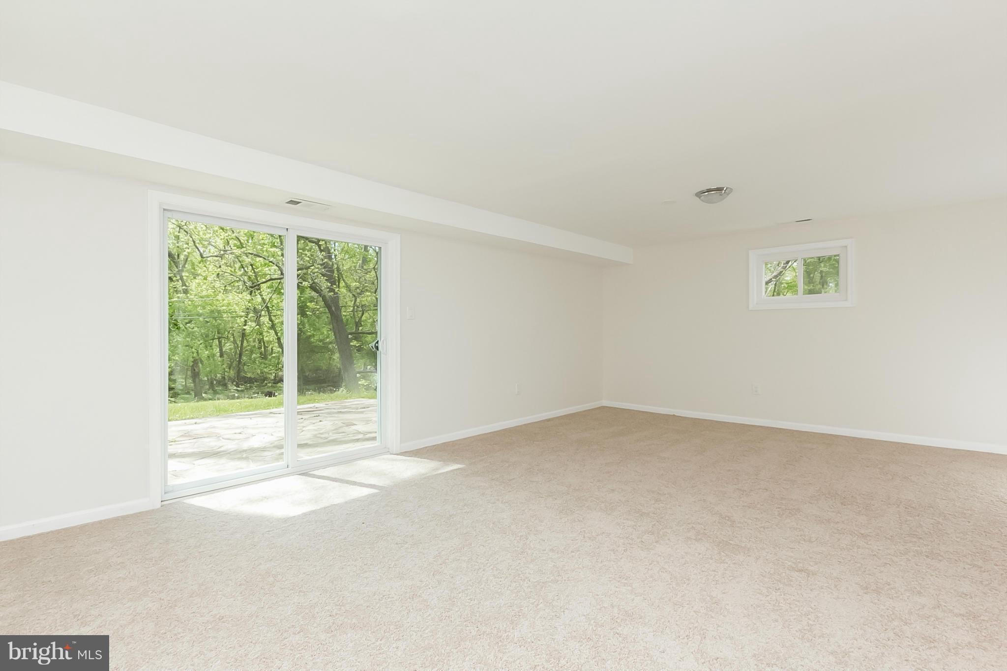 7310 Kathydale Road Baltimore, MD 21207 - Photo 24 of 30 Family Room