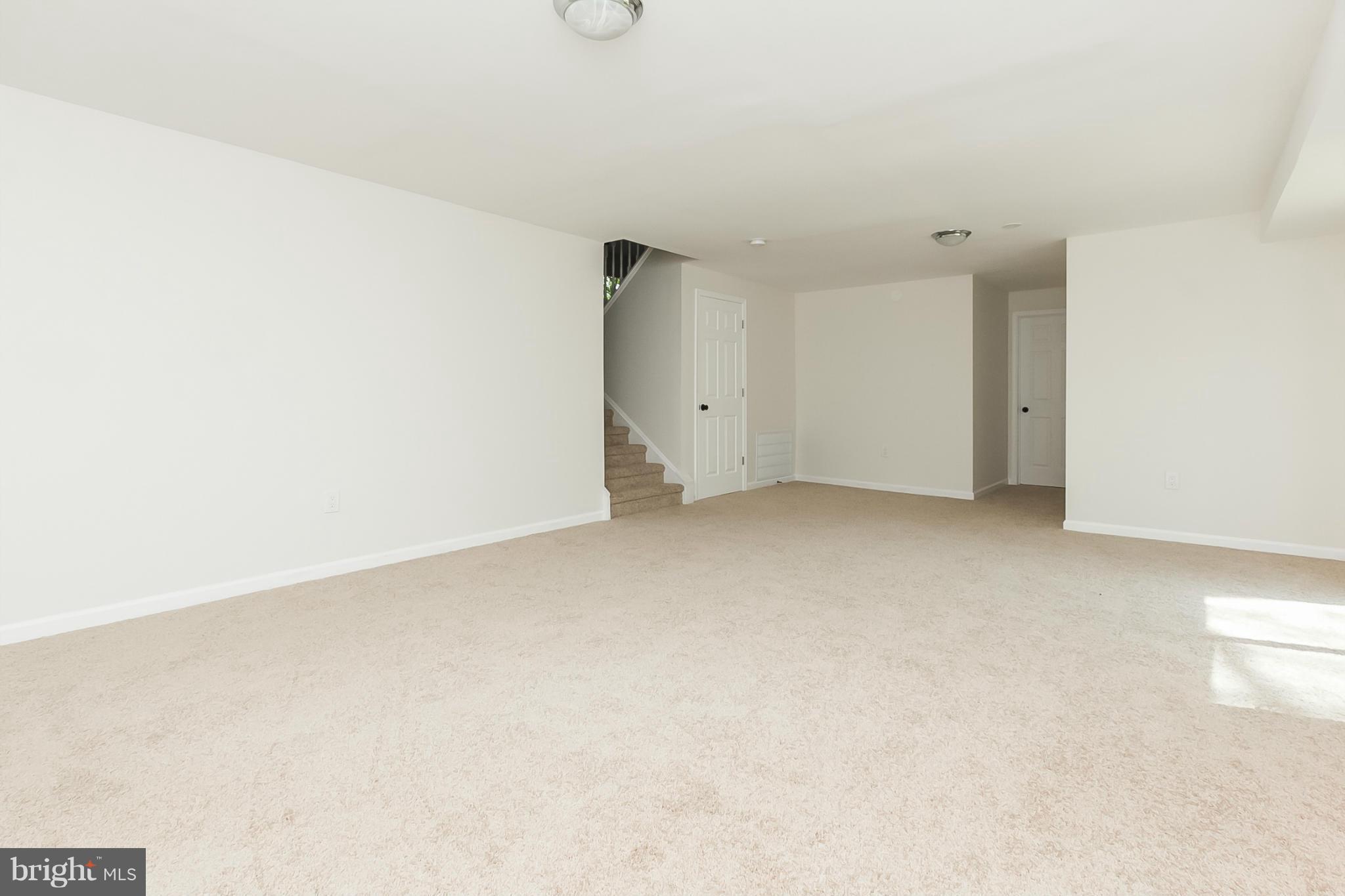 7310 Kathydale Road Baltimore, MD 21207 - Photo 25 of 30 Family Room