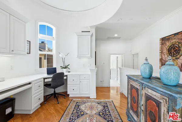 $1,899,000 | 2112 Butler Avenue, Los Angeles, CA 90025