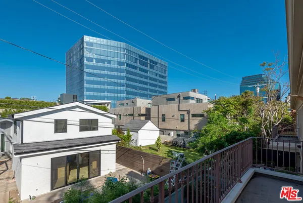$1,899,000 | 2112 Butler Avenue, Los Angeles, CA 90025