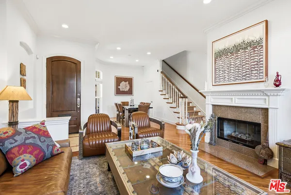 $1,899,000 | 2112 Butler Avenue, Los Angeles, CA 90025