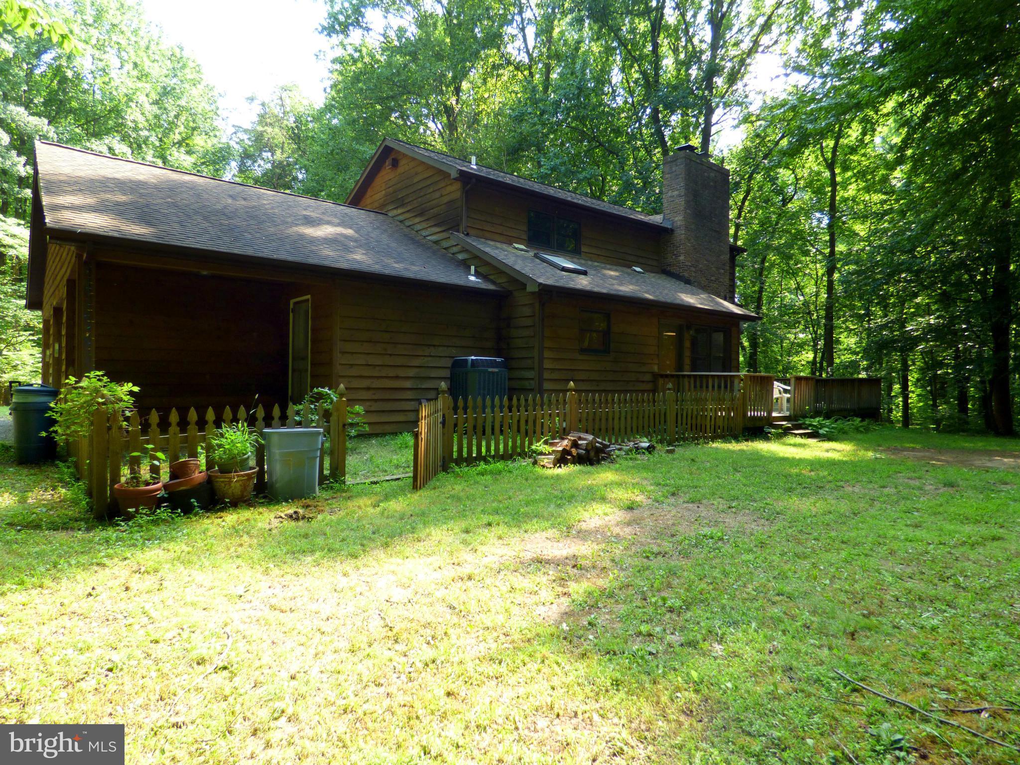 13012 Forest Drive Bowie, MD 20715 - Photo 20 of 23 Exterior (Rear)