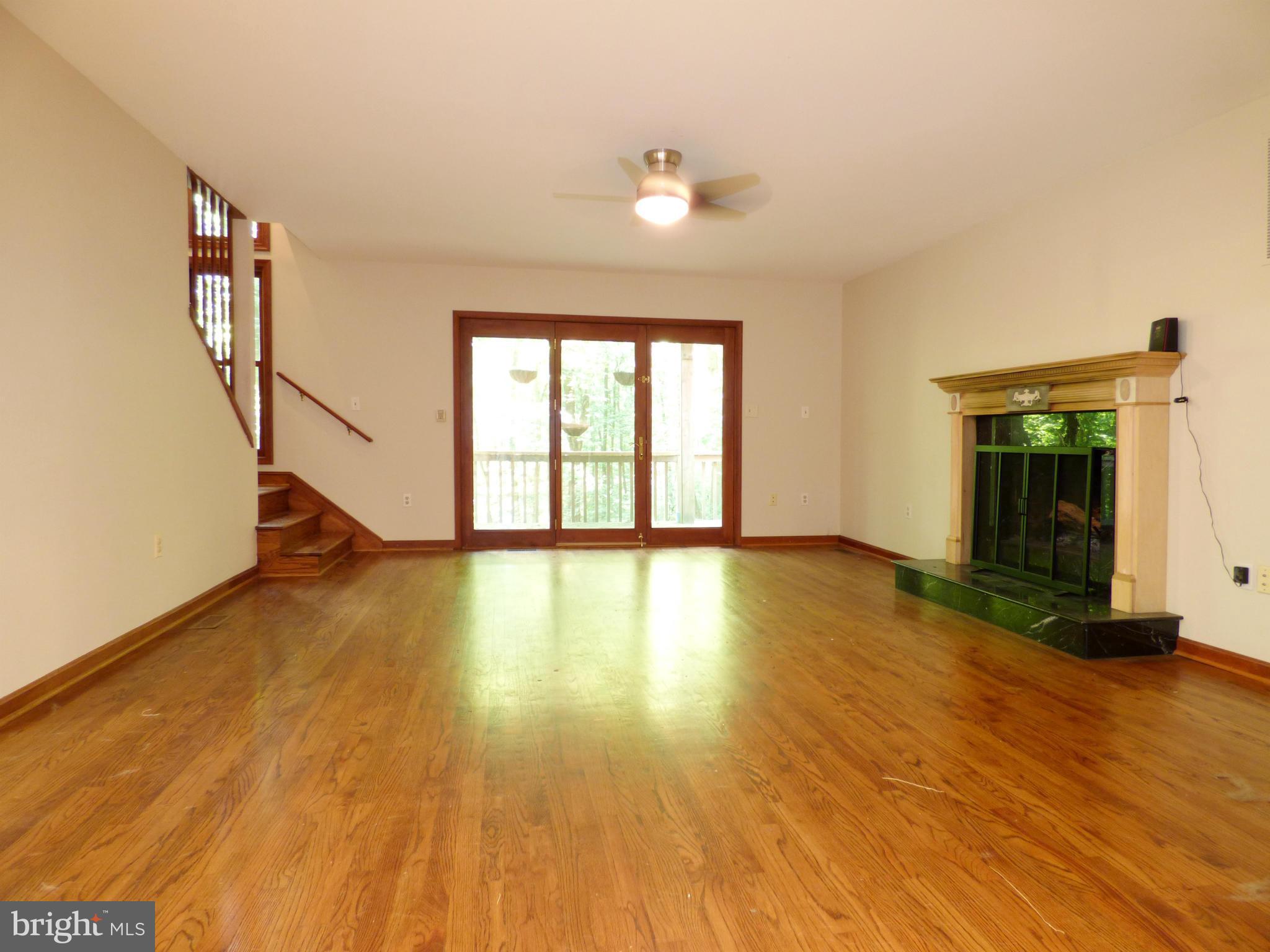 13012 Forest Drive Bowie, MD 20715 - Photo 5 of 23 Family Room