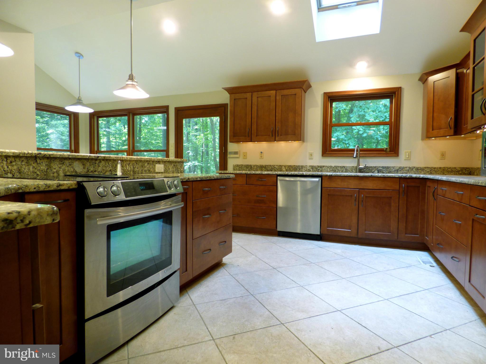 13012 Forest Drive Bowie, MD 20715 - Photo 8 of 23 Kitchen