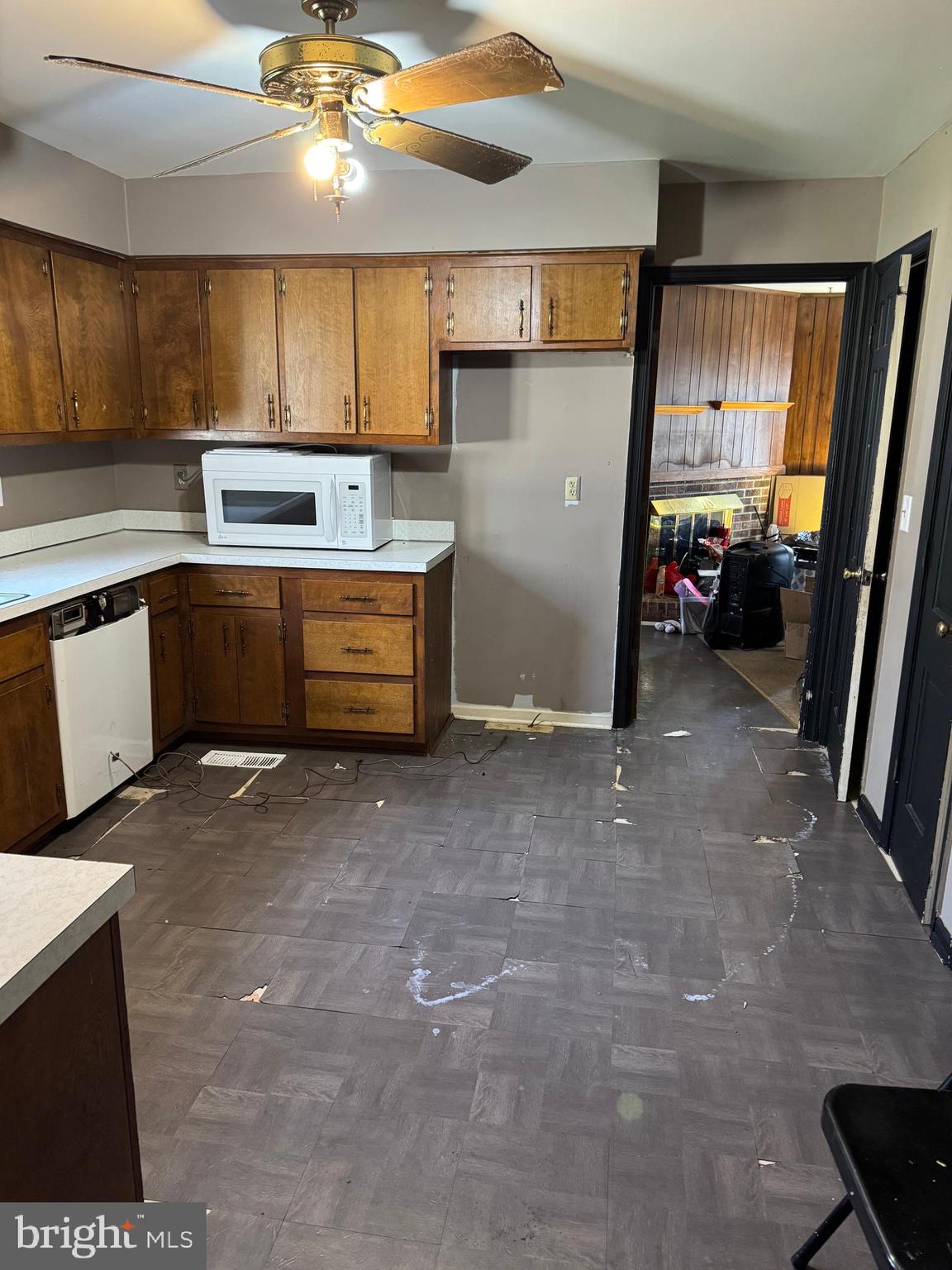 31939 Downing Road Delmar, MD 21875 - Photo 8 of 34 a utility room with cabinets dryer and washer