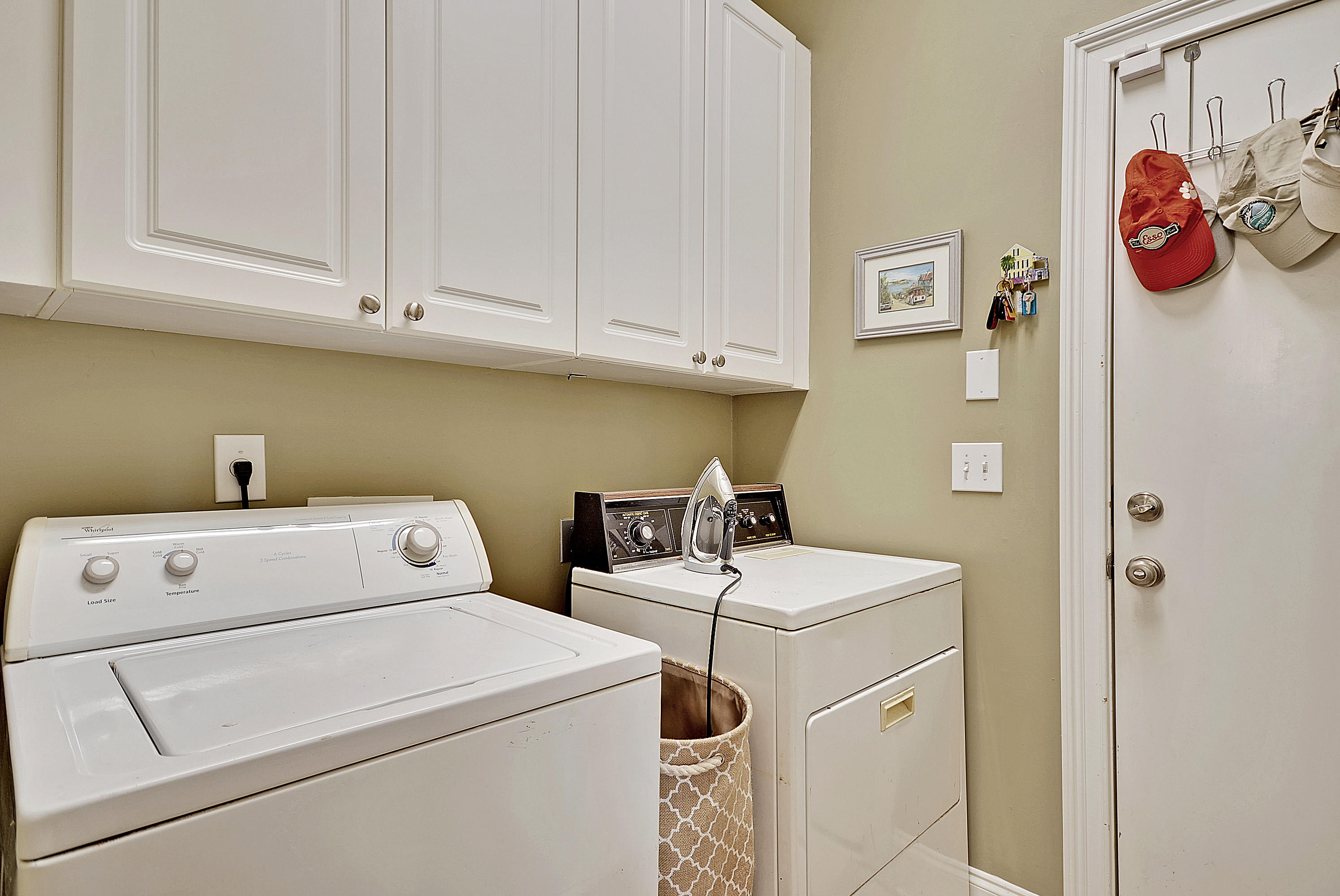 149 Ashley Bluffs Road Summerville, SC 29485 - Photo 23 of 38 Utility Room