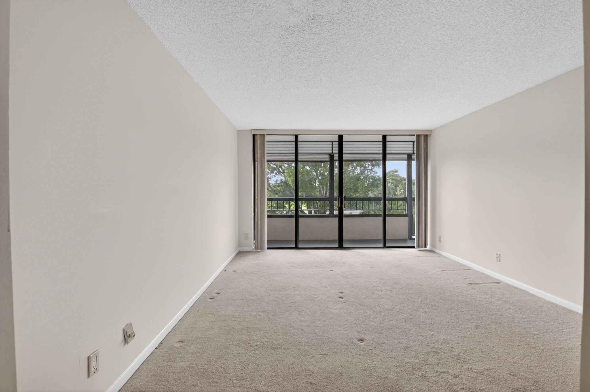 6420 Boca Del Mar Drive, Unit 305 Boca Raton, FL 33433 - Photo 20 of 48 21-web-or-mls-DSC_8016