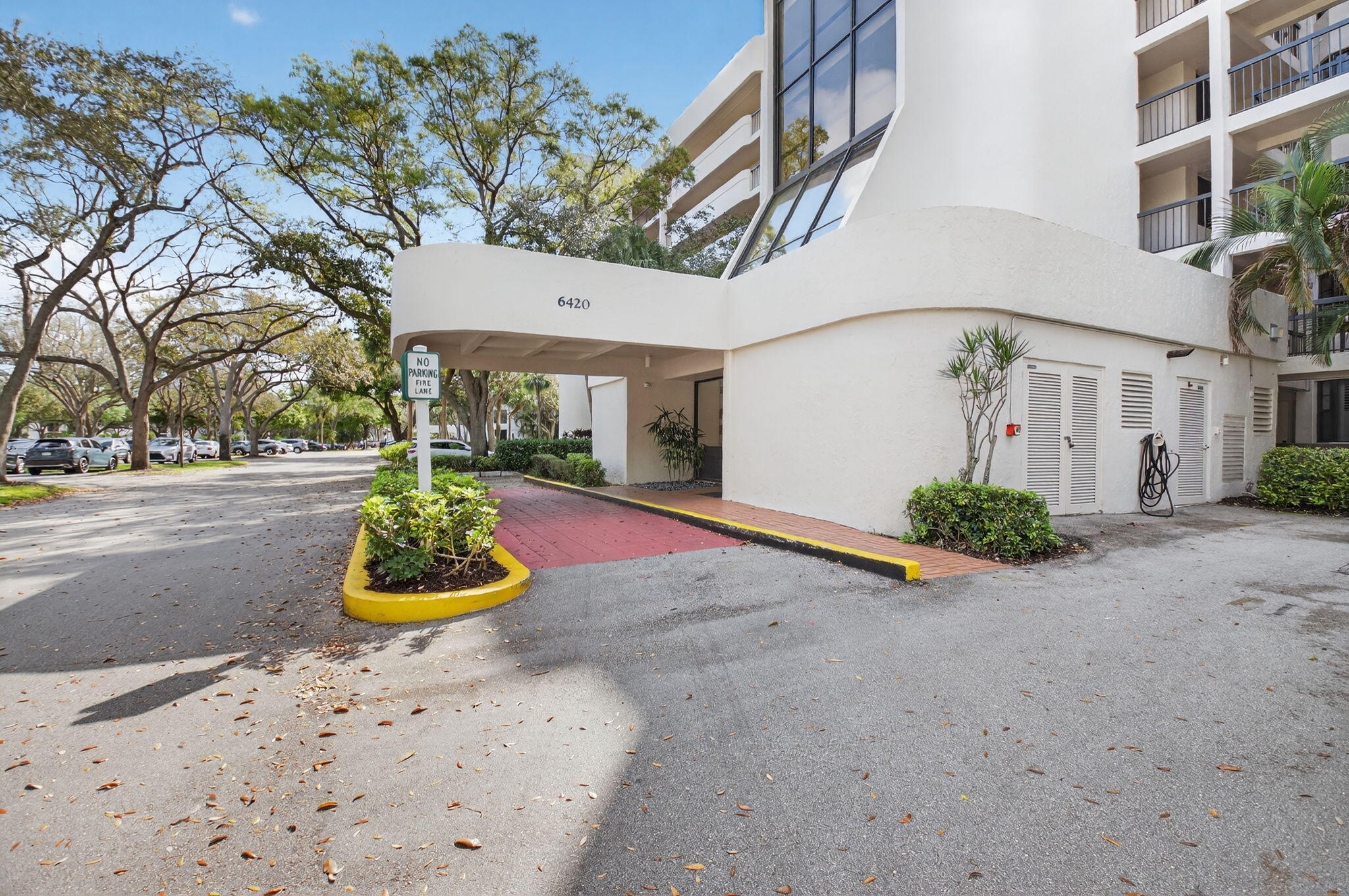 6420 Boca Del Mar Drive, Unit 305 Boca Raton, FL 33433 - Photo 4 of 48 3-web-or-mls-DSC_7919