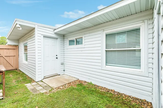 $295,000 | 105 Marlin Avenue, Galveston, TX 77550