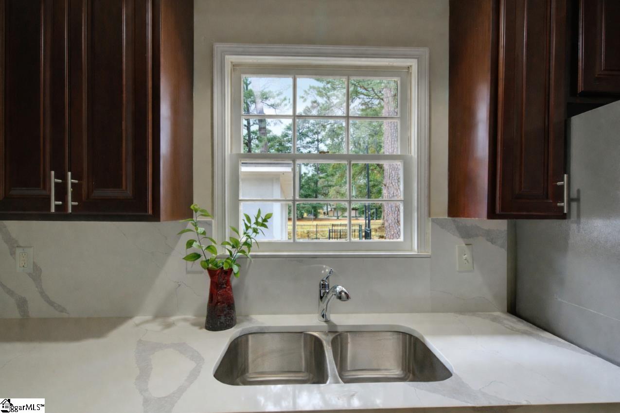1339 Kiki Way Charleston, SC 29407 - Photo 9 of 48