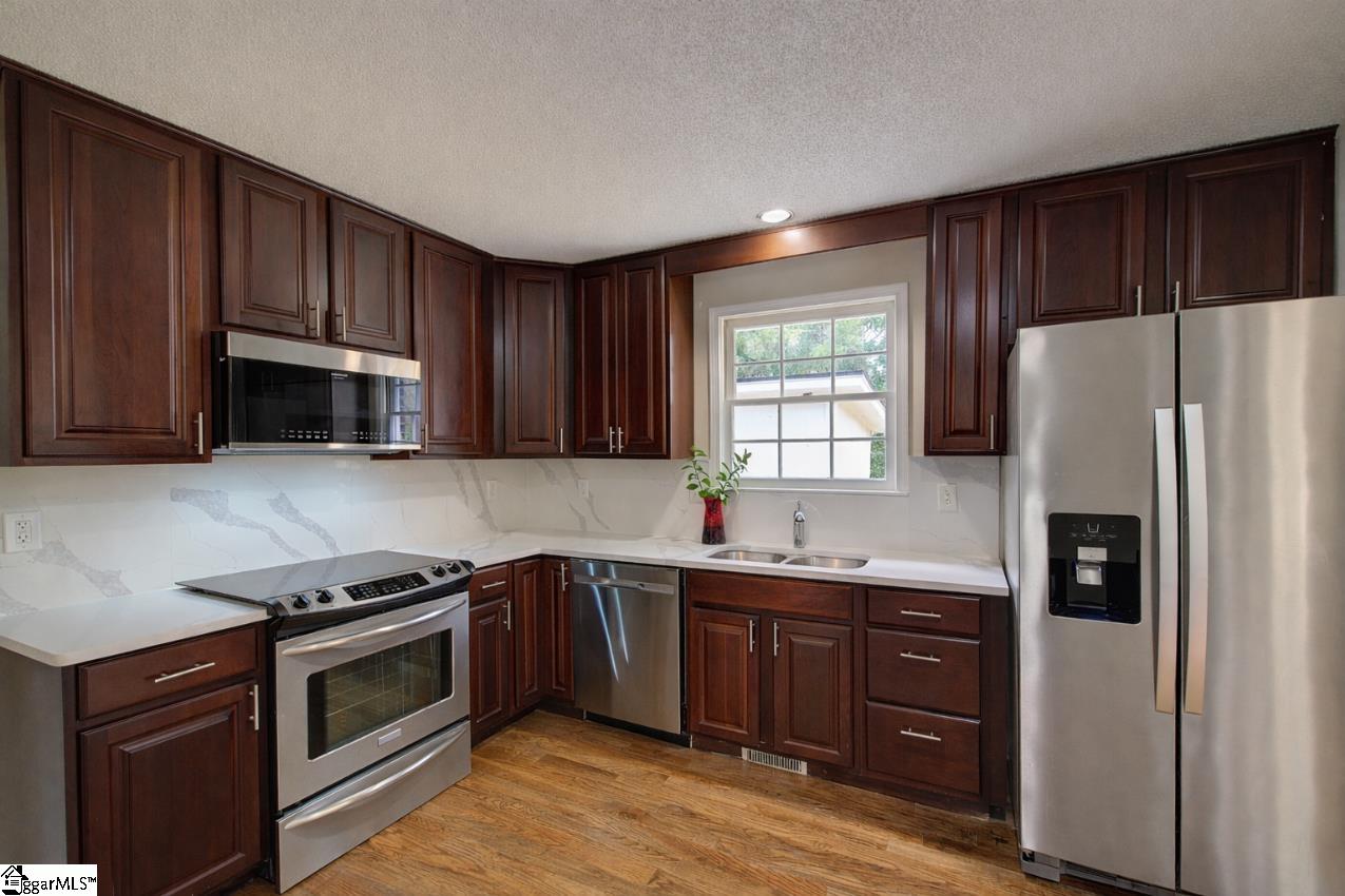 1339 Kiki Way Charleston, SC 29407 - Photo 10 of 48