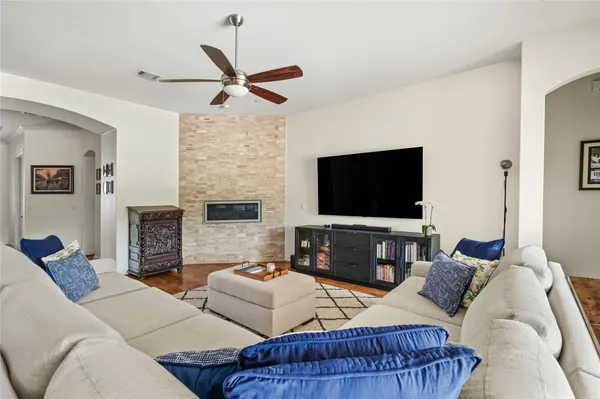$1,299,000 | 9637 Chamois Way, Austin, TX 78736