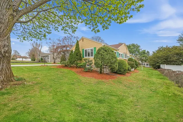 $975,000 | 2 Witham Street, Lynnfield, MA 01940
