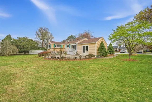 $975,000 | 2 Witham Street, Lynnfield, MA 01940