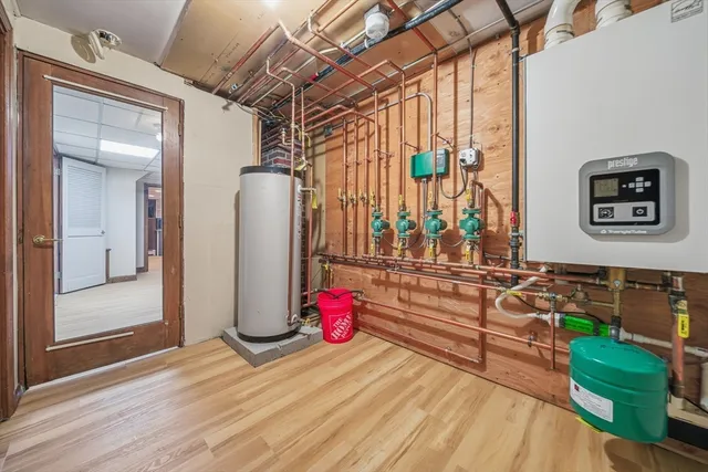 $975,000 | 2 Witham Street, Lynnfield, MA 01940