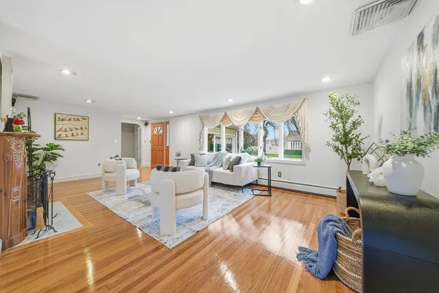 $975,000 | 2 Witham Street, Lynnfield, MA 01940