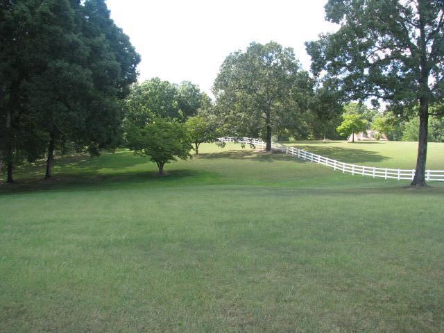 465 Sylvis Road Dickson, TN 37055 - Photo 3 of 26 Gallery Image 3