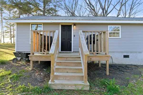 $215,000 | 15170 Highway 75, Henagar, AL 35978