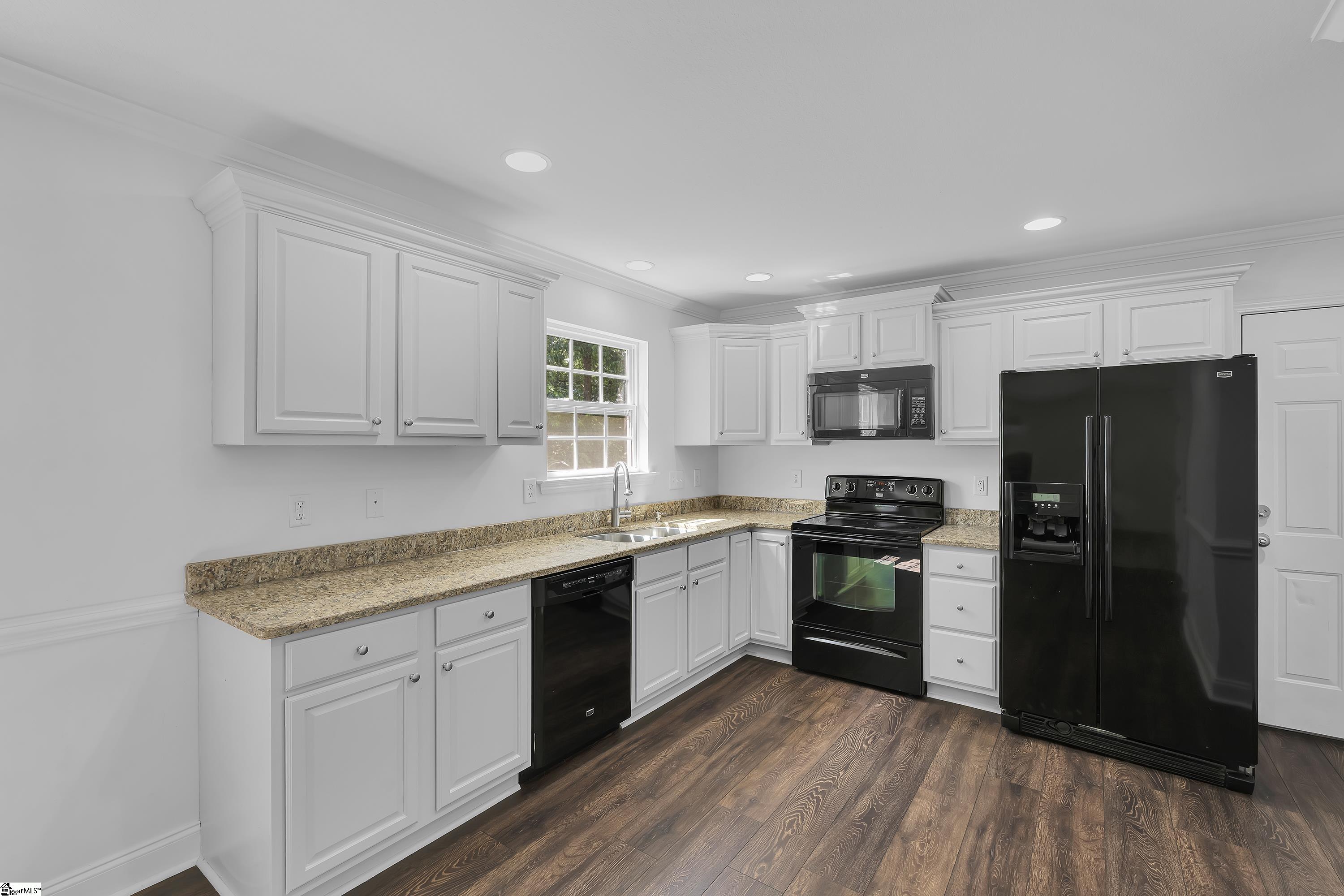 315 Timber Trail Greer, SC 29651 - Photo 8 of 31