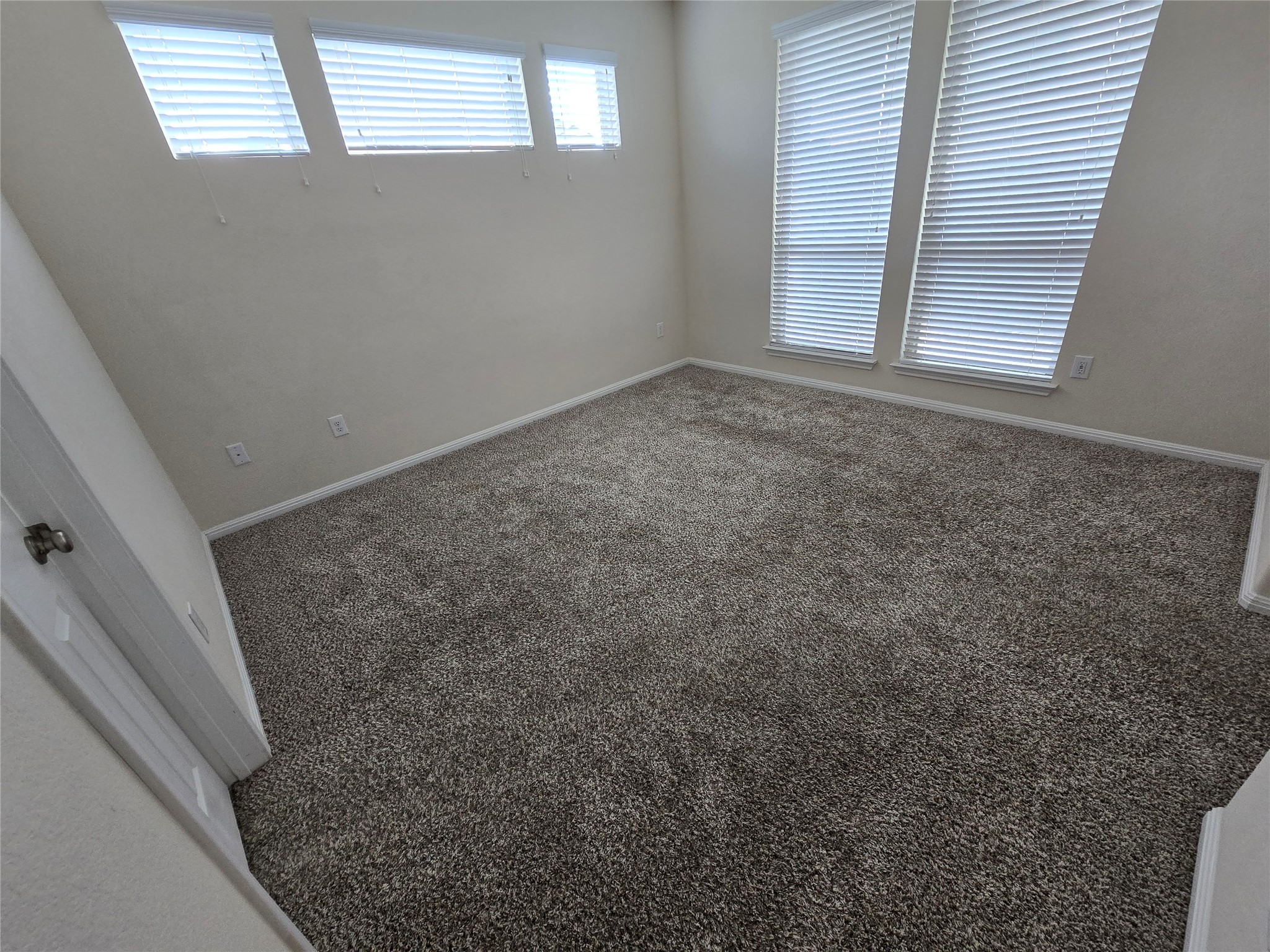3240 East Whitestone Boulevard, Unit 49 Cedar Park, TX 78613 - Photo 12 of 33 a view of a livingroom with a window