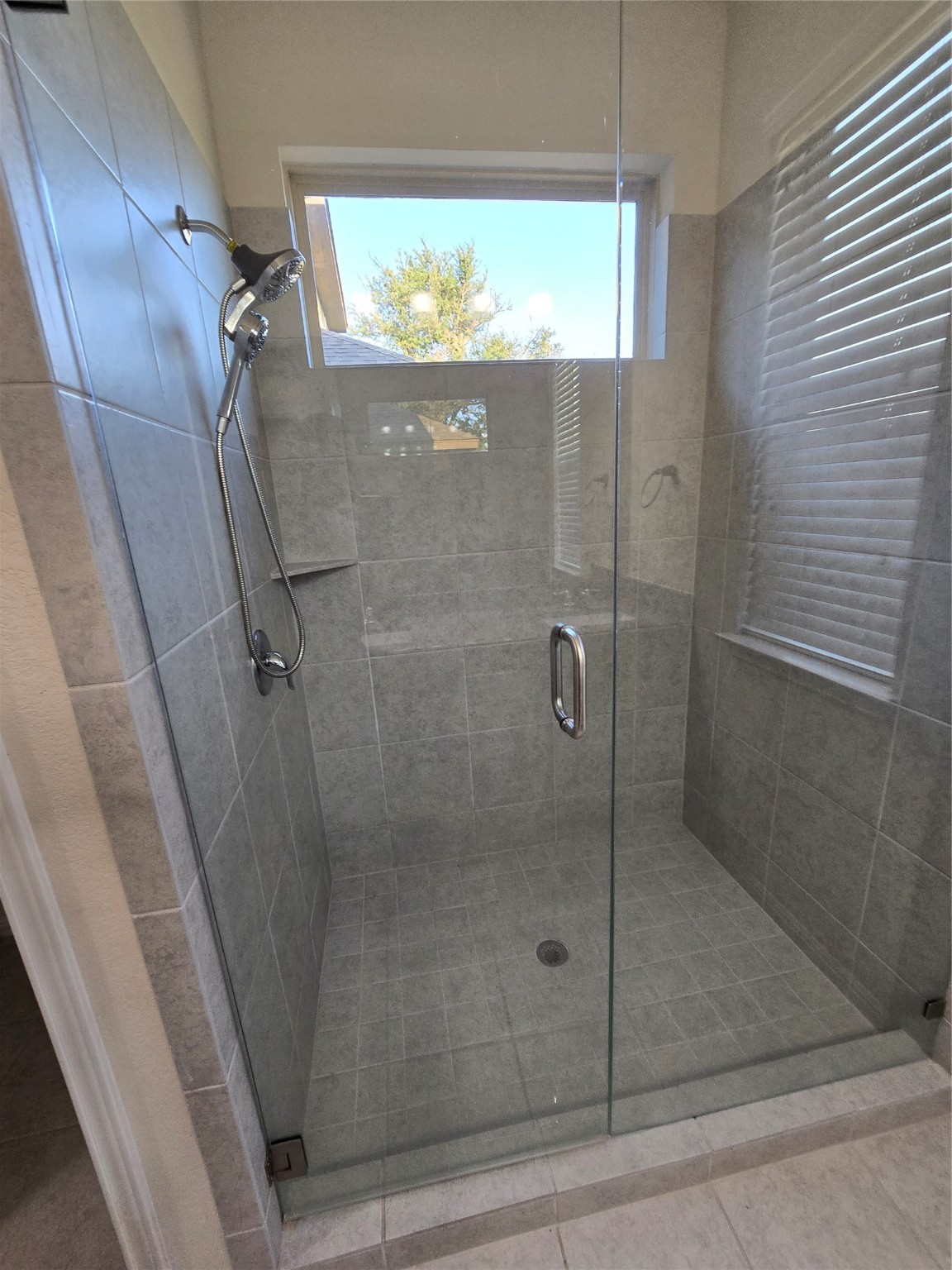 3240 East Whitestone Boulevard, Unit 49 Cedar Park, TX 78613 - Photo 14 of 33 a bathroom with a shower