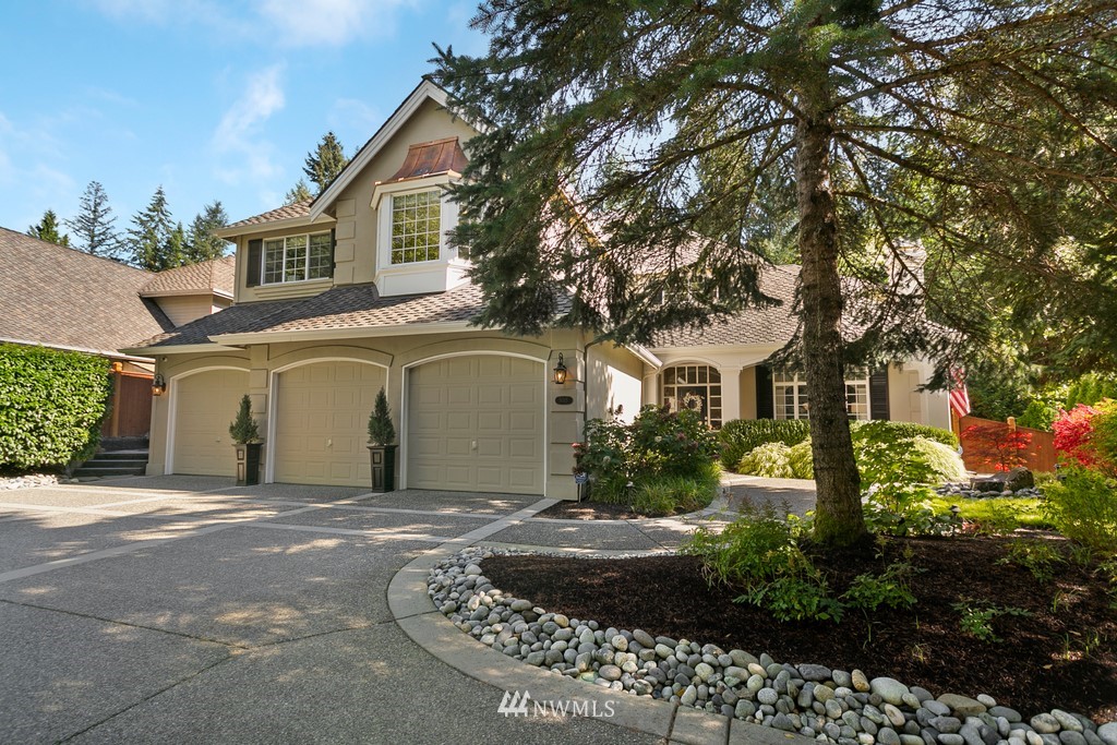 5015 176th Street Southeast Bothell, WA 98012 - Photo 1 of 35