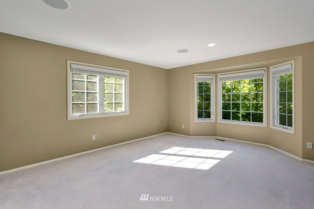5015 176th Street Southeast Bothell, WA 98012 - Photo 26 of 35