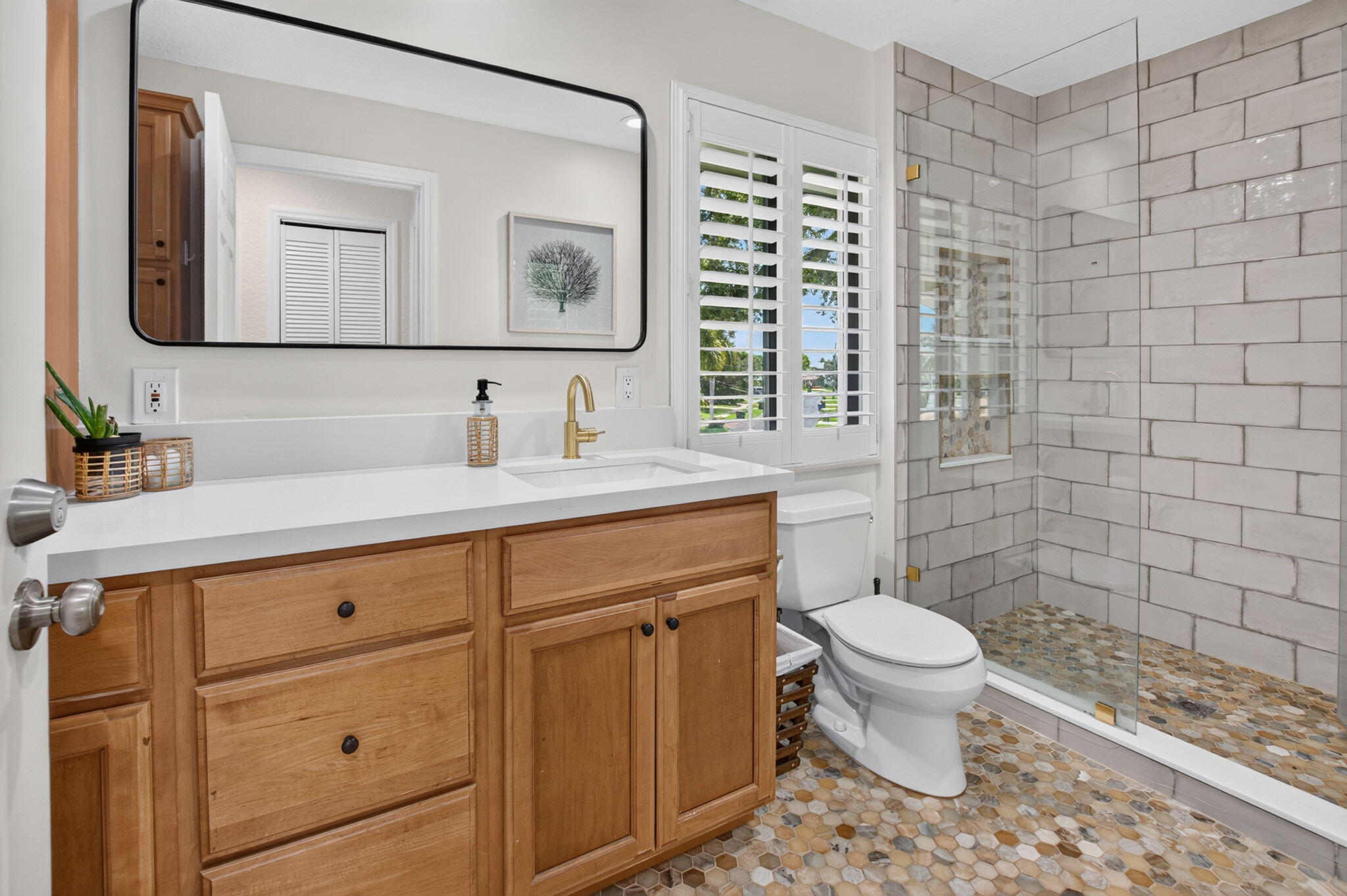 749 Southwest 2nd Street Boca Raton, FL 33486 - Photo 24 of 39 Bathroom 2