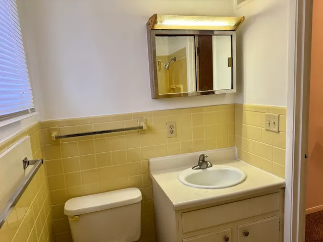 $329,900 | 106 College Park Court, Normal, IL 61761