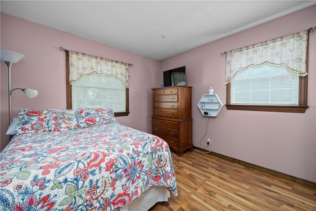 319 Ironwood Road Huron, OH 44839 - Photo 17 of 32 Bedroom with light wood-type flooring