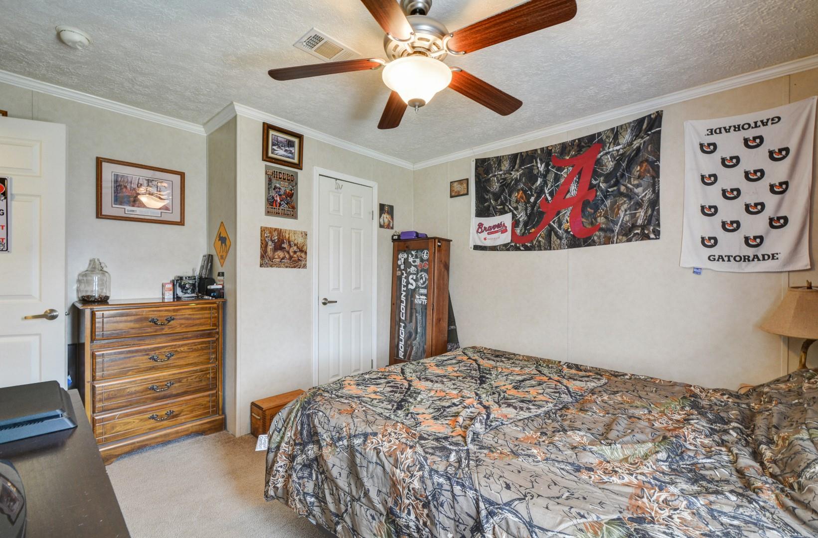 423 Hargis Road Bumpus Mills, TN 37028 - Photo 12 of 24 Bedroom 3