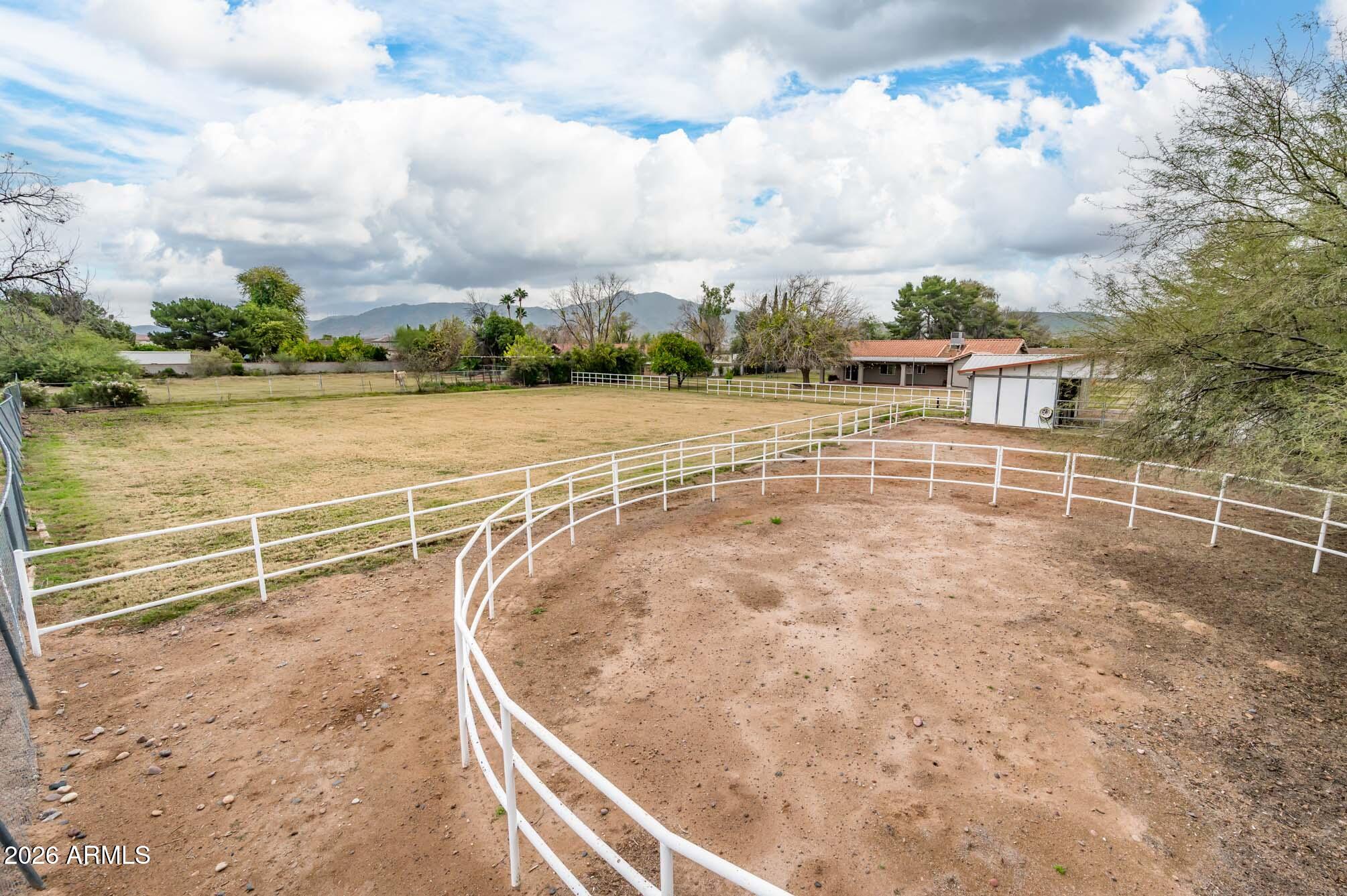 4730 West Piedmont Road Laveen, AZ 85339 - Photo 44 of 65 a view of a basket ball ground