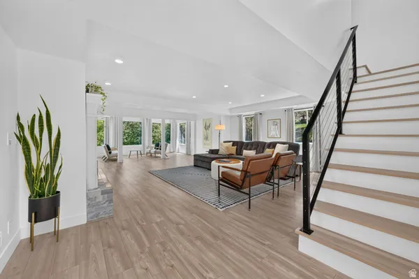 $949,900 | 1979 Cave Hollow Way, Bountiful, UT 84010