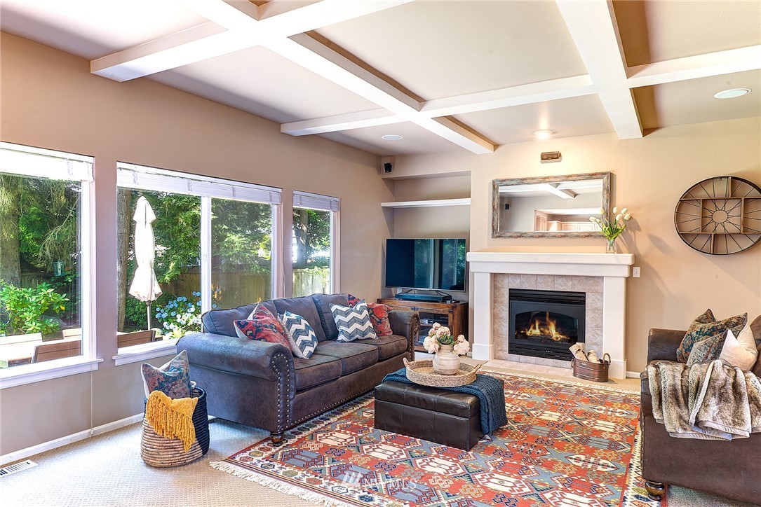 17309 Southeast 186th Way Renton, WA 98058 - Photo 11 of 30 Gallery Image 11