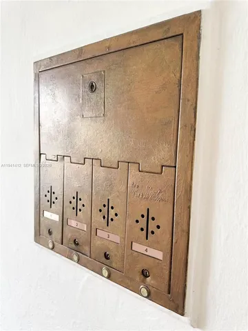 $1,950 | 520 Southwest 6th Street, Unit 4, Miami, FL 33130