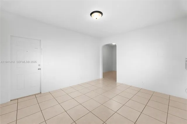 $1,950 | 520 Southwest 6th Street, Unit 4, Miami, FL 33130