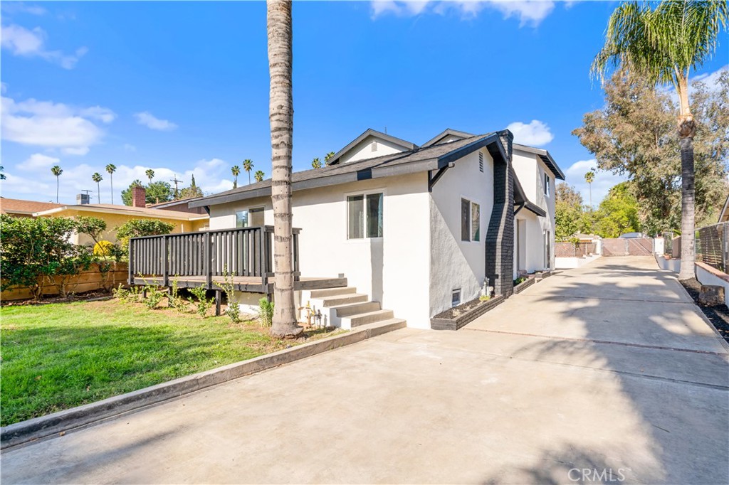 7247 Pontoosuc Avenue Riverside, CA 92504 - Photo 3 of 37