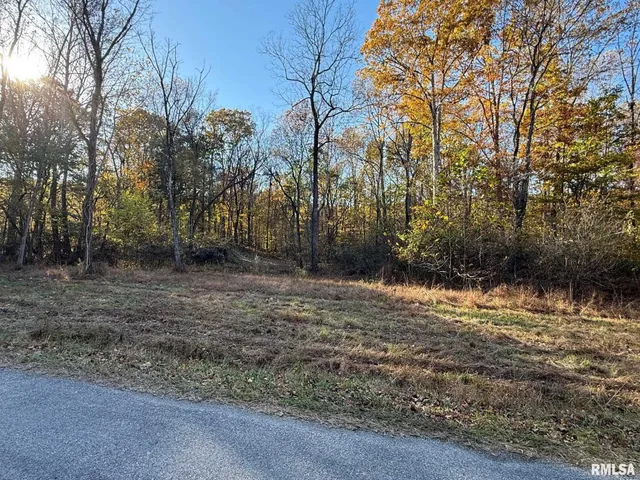 $389,900 | 880 South Rocky Comfort Road, Makanda, IL 62958