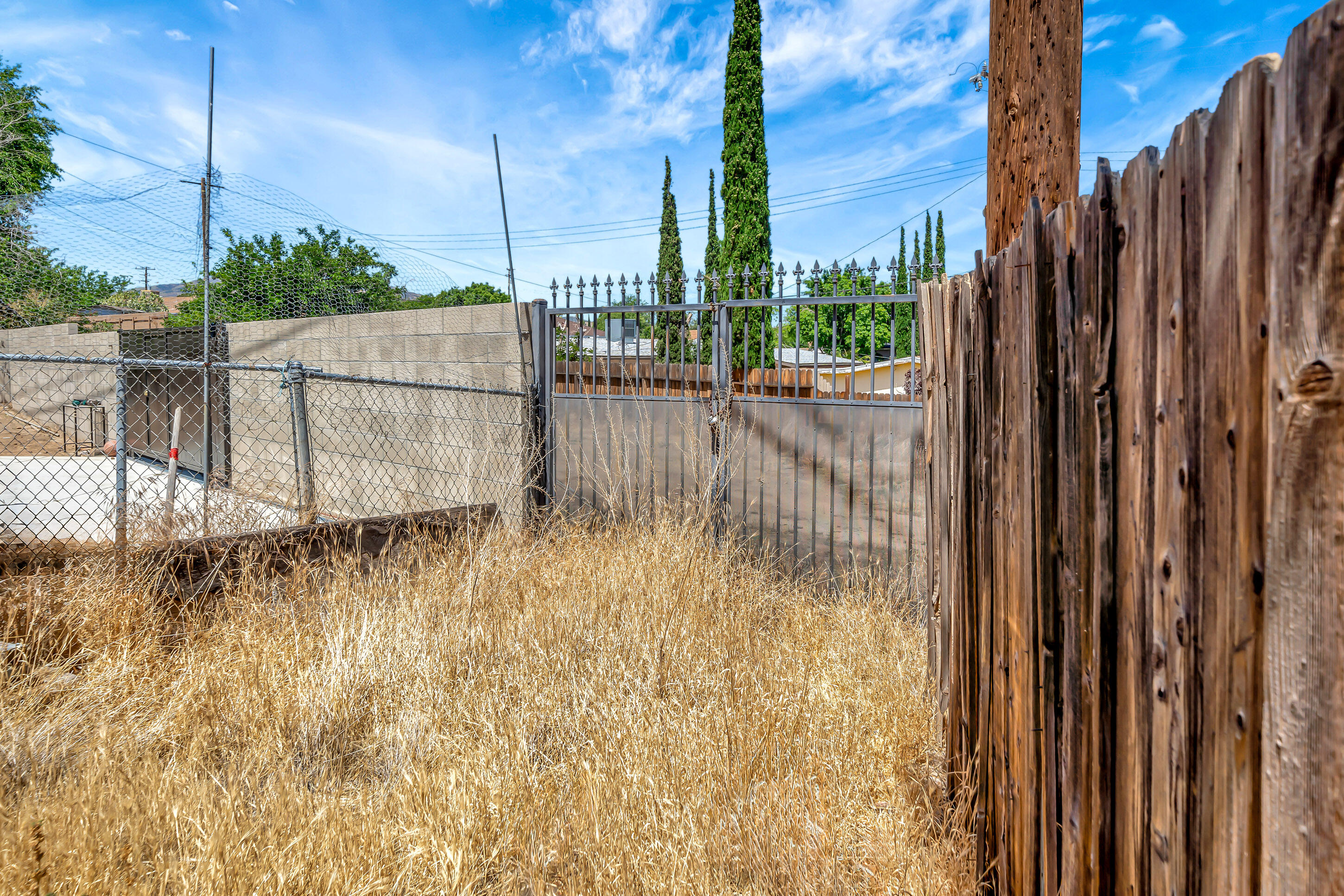 1617 Elizabeth Lake Road Palmdale, CA 93551 - Photo 40 of 45