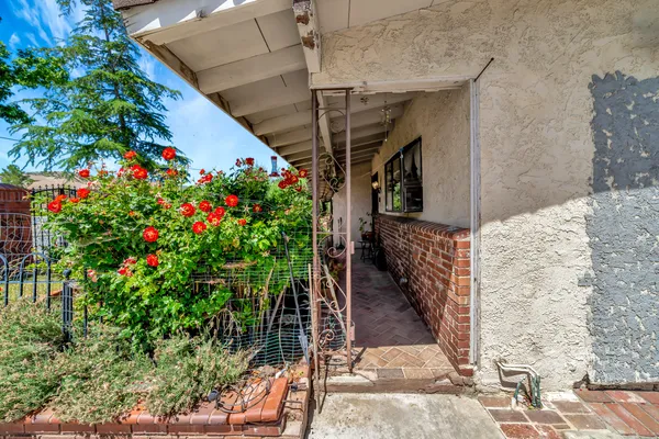 $479,900 | 1617 Elizabeth Lake Road, Palmdale, CA 93551