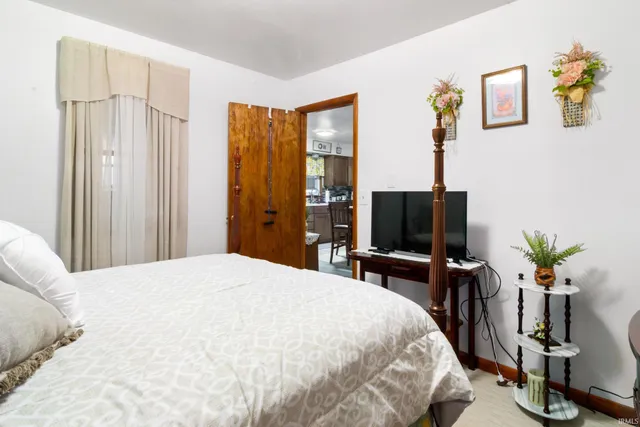 $180,000 | 601 East Mary Street, Chandler, IN 47610