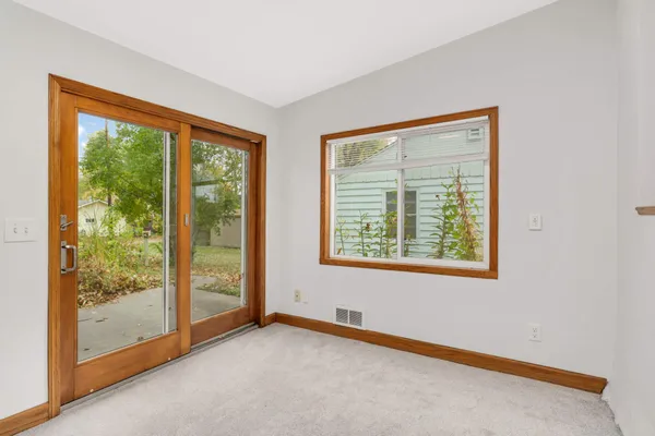 $1,650 | 2340 Ives Lane North, Minneapolis, MN 55441