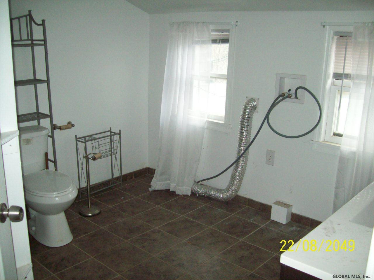 550 3rd Avenue Rensselaer, NY 12144 - Photo 16 of 18 Photo 16