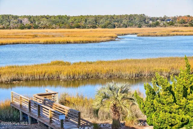 $477,777 | 30 Beaufort Street, Unit F, Ocean Isle Beach, NC 28469