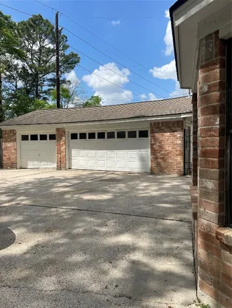 $2,500 | 21122 Harvest Hill Lane, Houston, TX 77073