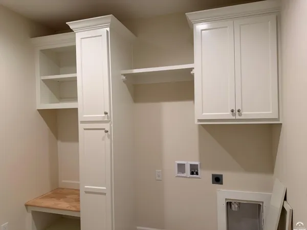 $489,000 | 5616 Maggie Way, Lawrence, KS 66049