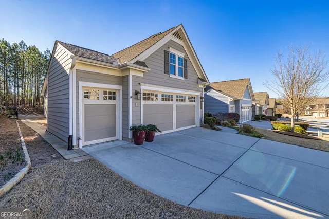 $629,900 | 211 Spruce Pine Circle, Peachtree City, GA 30269