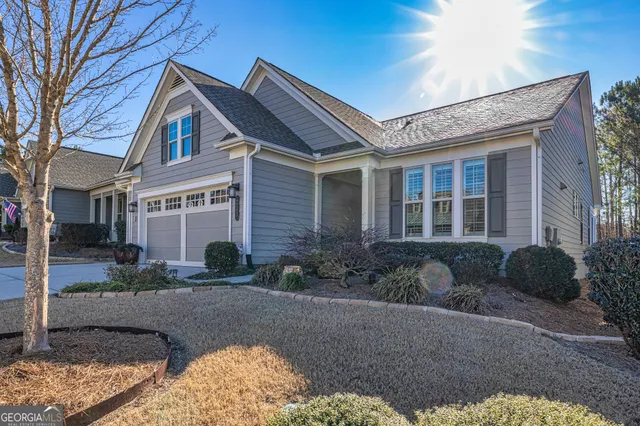 $629,900 | 211 Spruce Pine Circle, Peachtree City, GA 30269