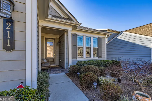 $629,900 | 211 Spruce Pine Circle, Peachtree City, GA 30269
