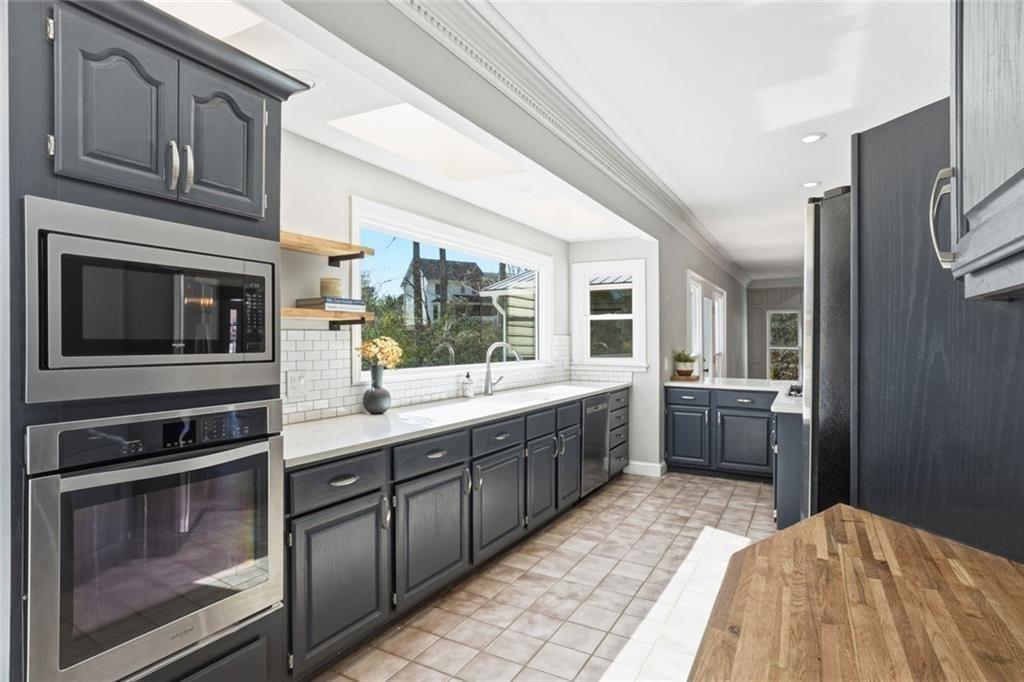 475 Lees Trace Southwest Marietta, GA 30064 - Photo 11 of 54